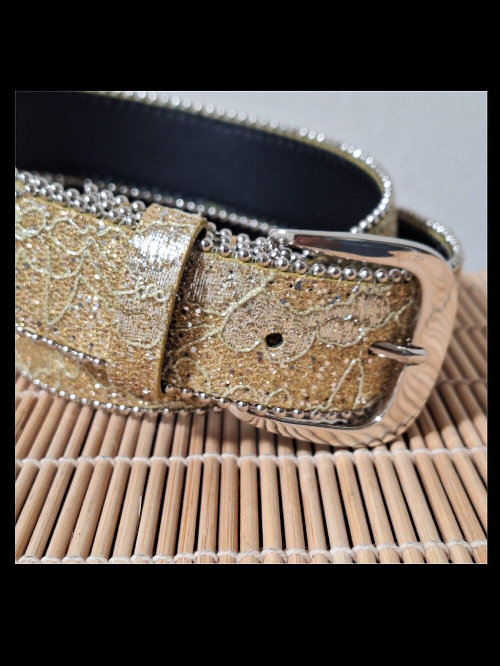 Gold Glitter Embellished Western Belt with Silver Buckle M- L - Picture 2 of 4